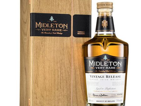 Midleton Very Rare Irish whiskey - 750ML For Sale